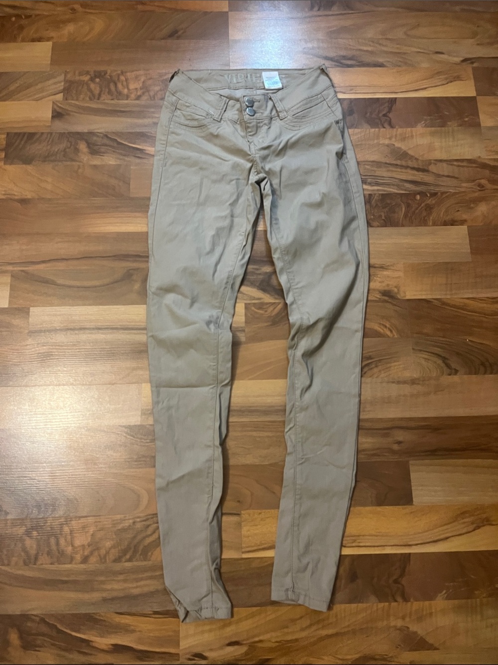 VIP Slim Skinny Stretch Pants in Tan